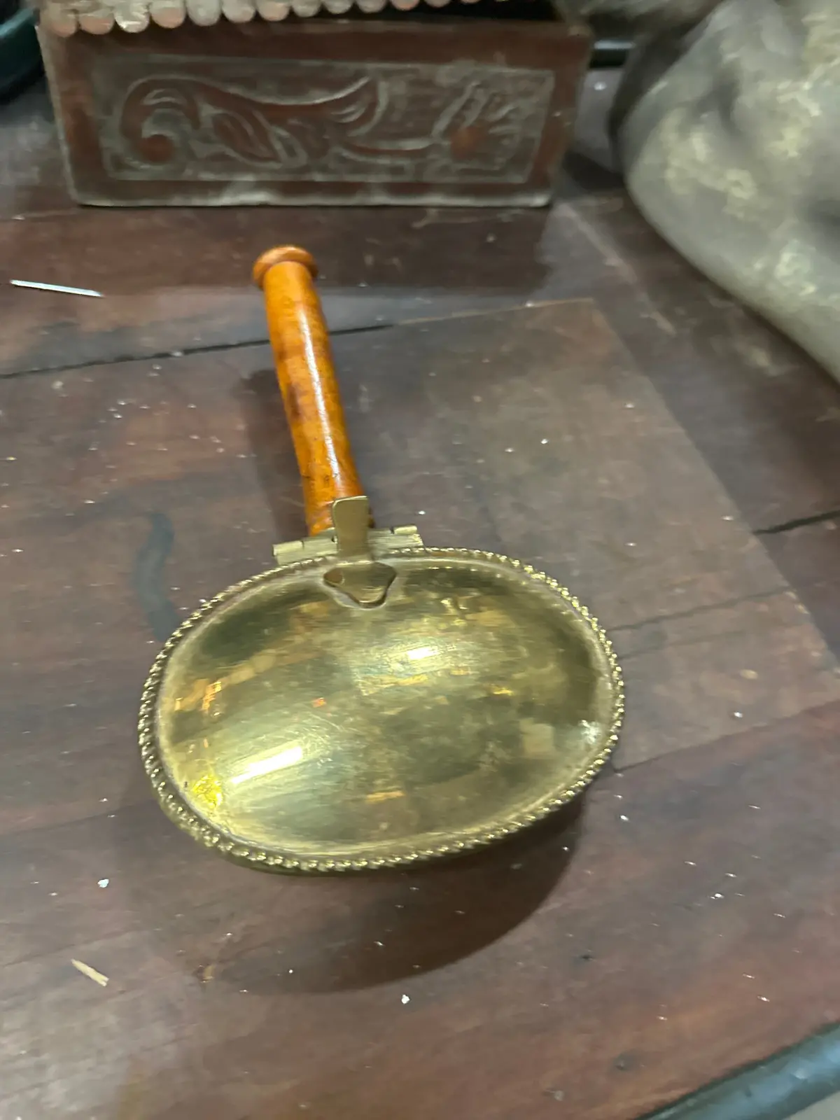 Brass Oval Crumb Catcher With Wood Handle 1