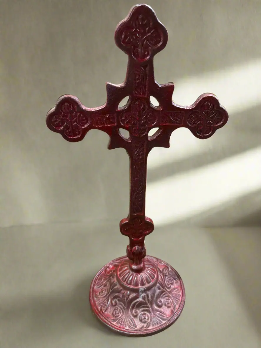 Iron Standing Red Cross 1