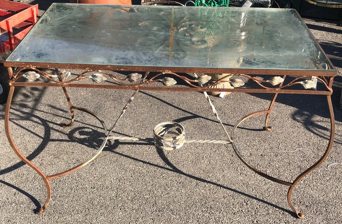 Iron Leaf Table With Glass Top 1