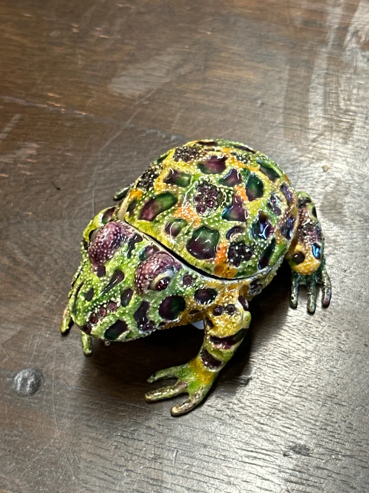 Small Enameled And Jeweled Frog Box 1