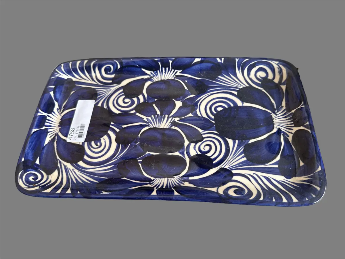 Rectangular Blue Tray As Found 1