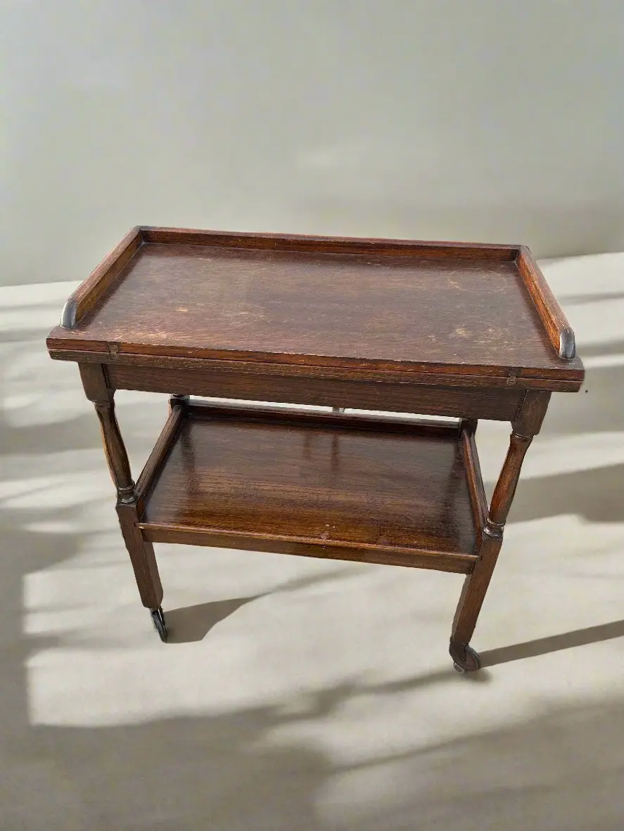 Oak Tea Trolley With Foldout Top 1