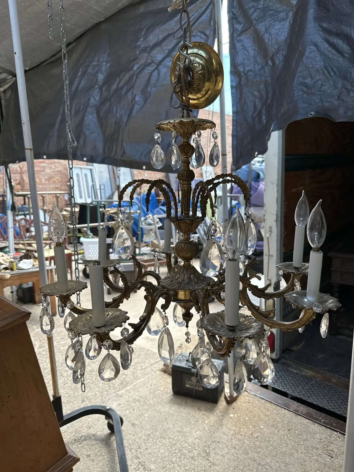 Ornate 8 Arm Brass Chandelier With Crystals 1