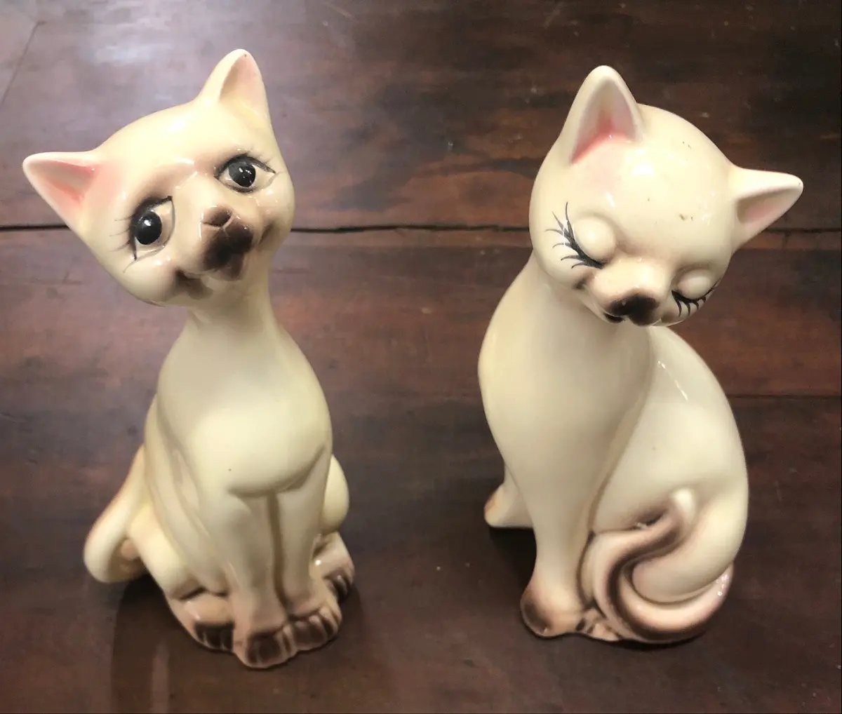 Pair Of Ceramic Siamese Cats 1