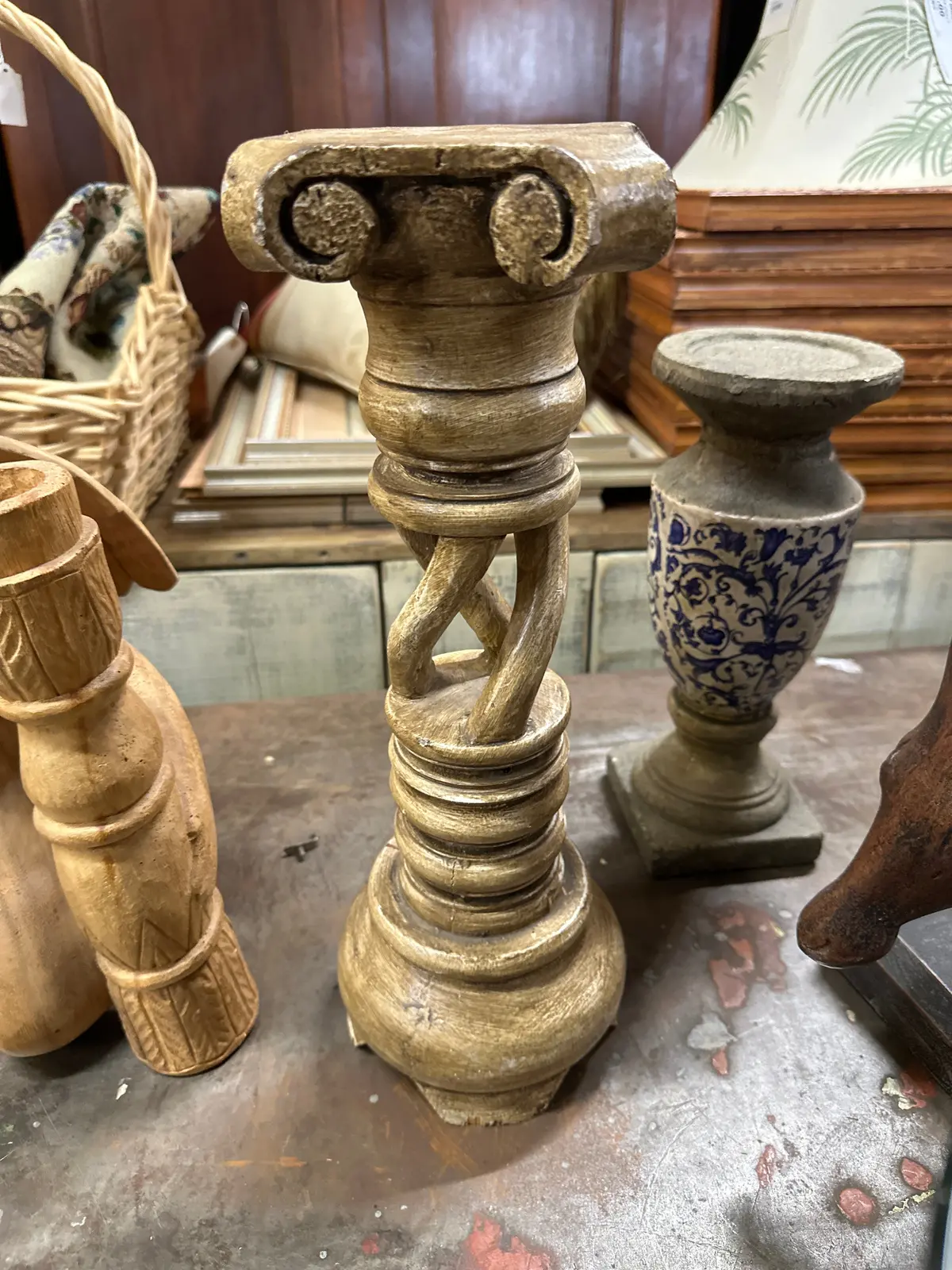 Small Barley Twist Stand 1