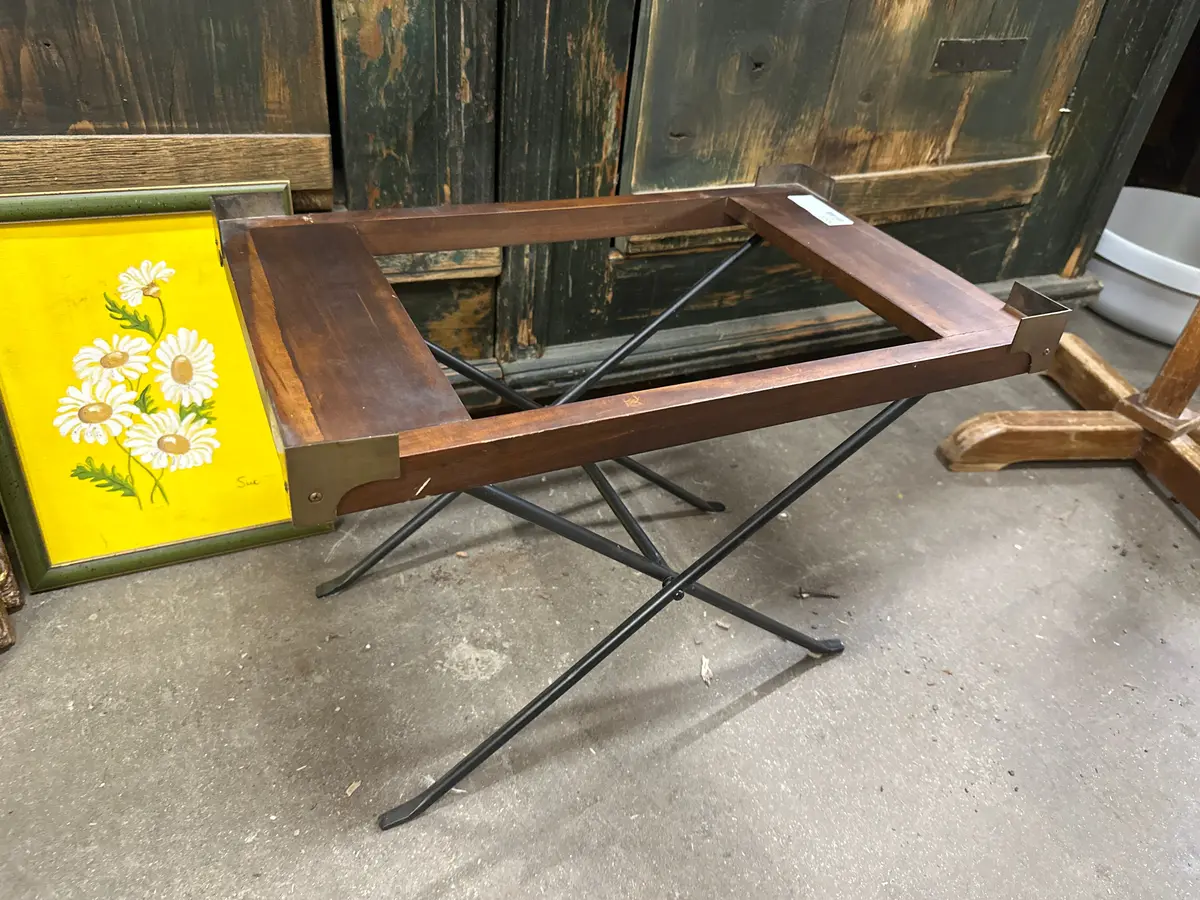 Wood And Metal Base 1