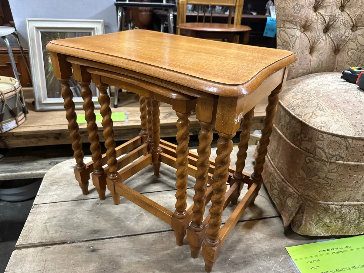 Set Of Oak Barley Twist Stacking Tables 1