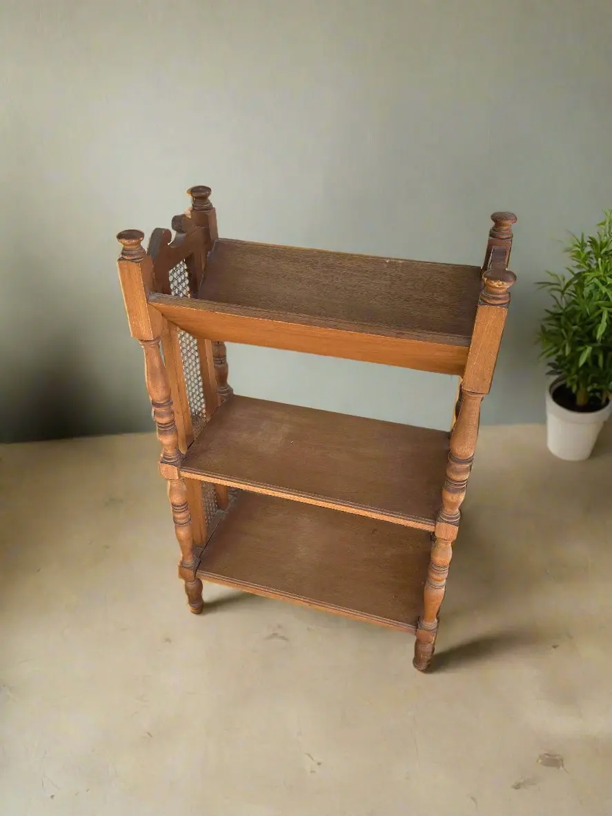 Oak Book Trough With Caned Sides And Turned Leg 1