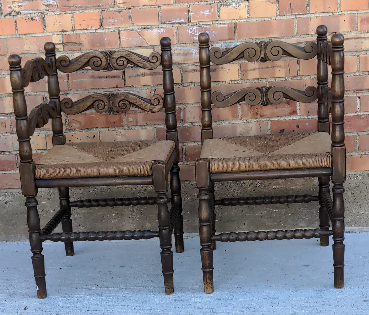 Pair Of Rush Seat Bobbin Turned Corner Chairs 1