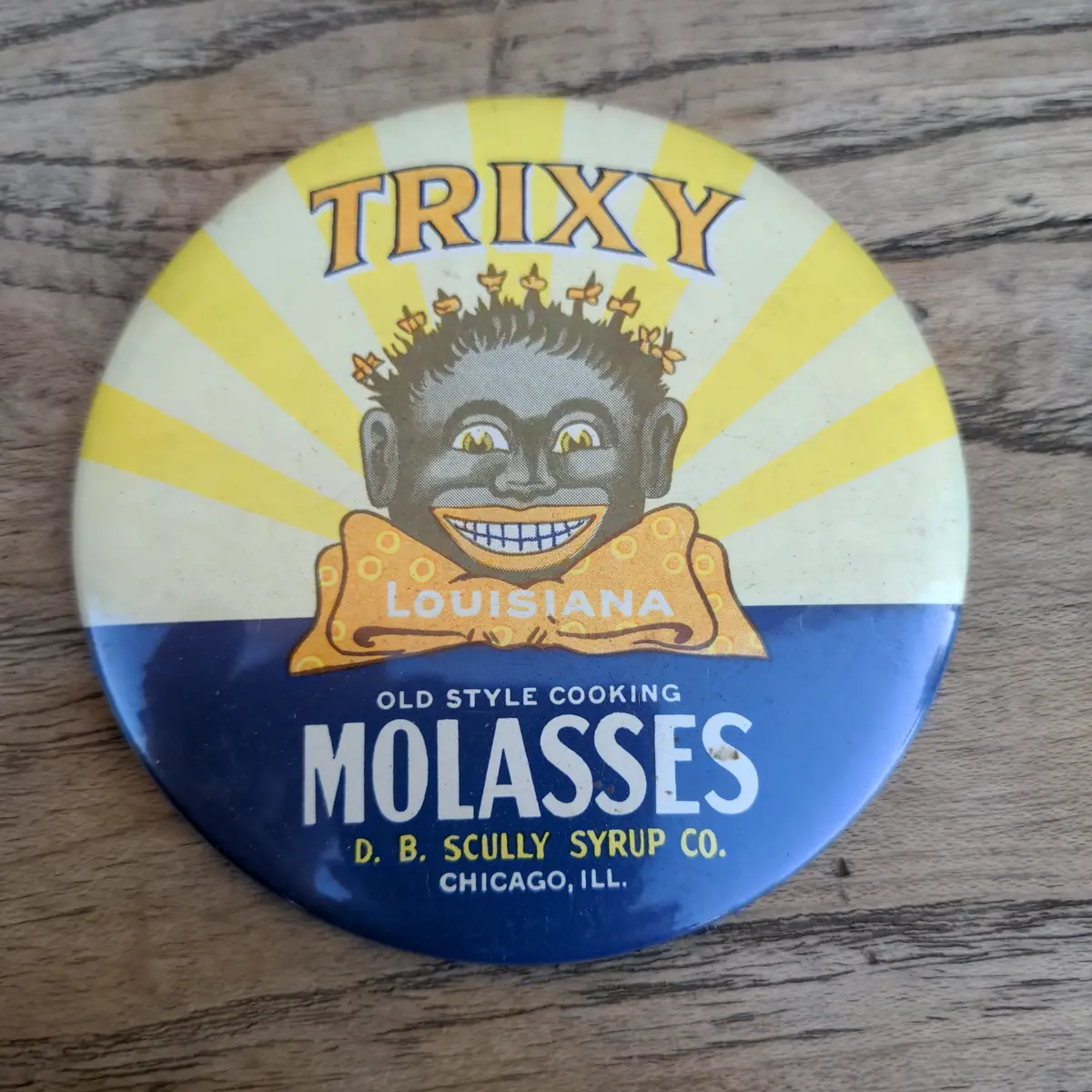 Black Memorabilia Trixie Molasses Pen 1