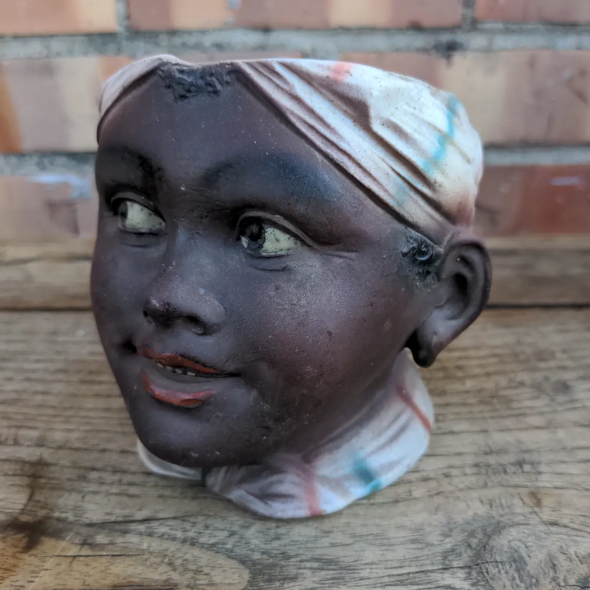 Black Memorabilia Head Vase As Found 1