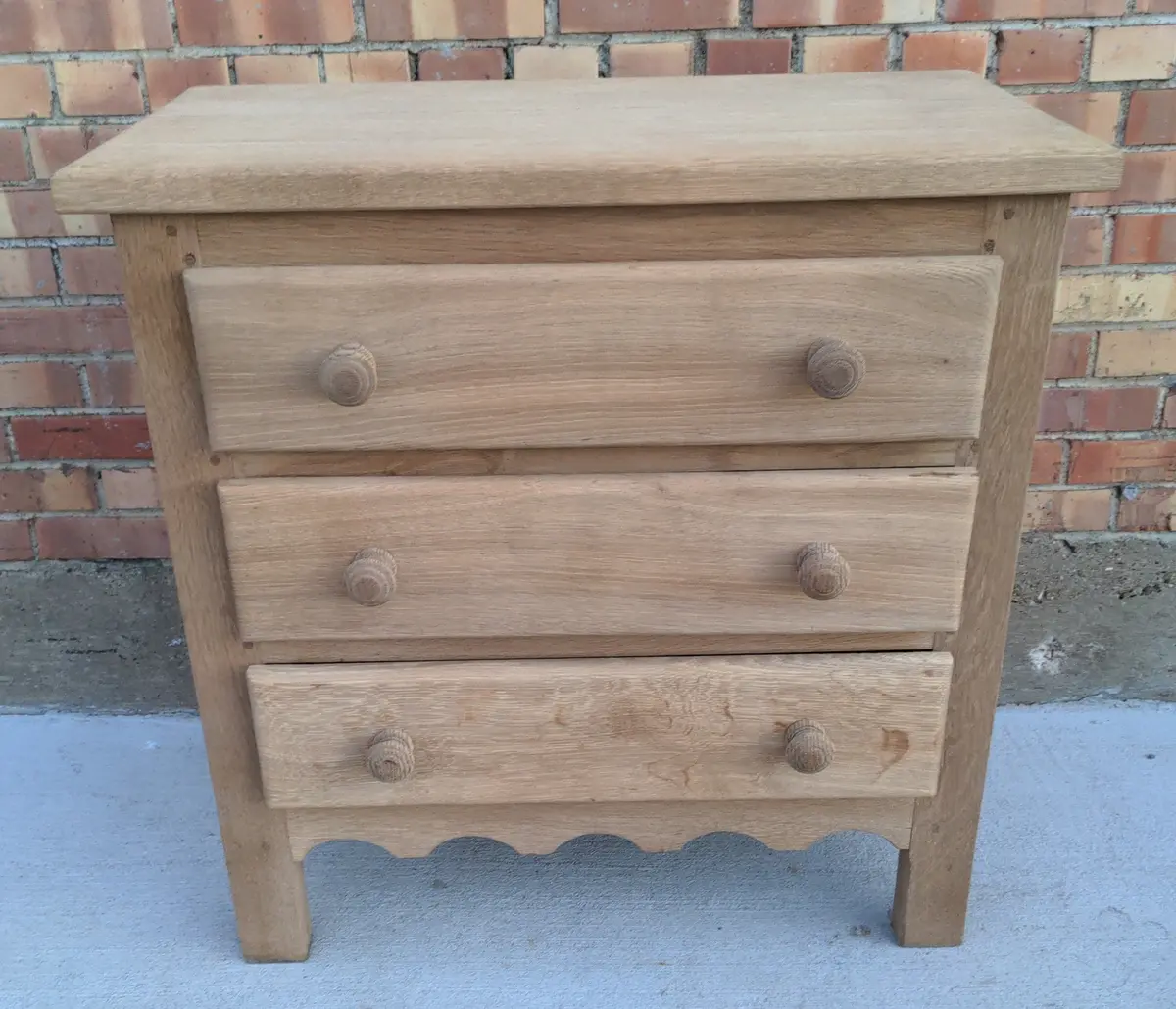 Raw Oak Rustic 3 Drawer Chest 1