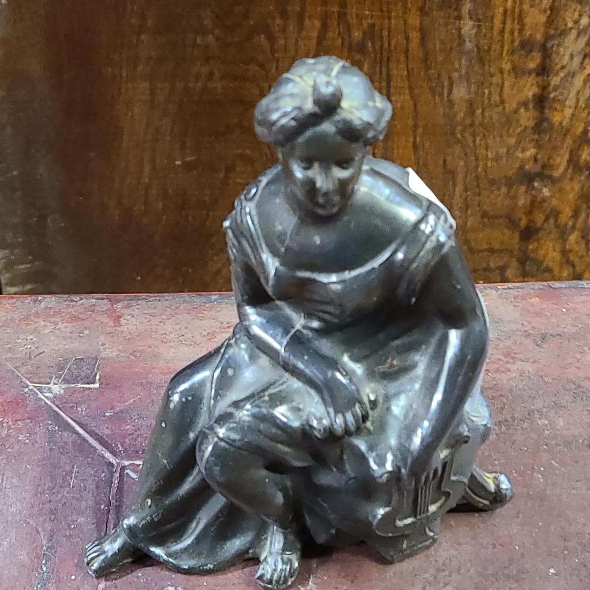 Small Spelter Lady Statue 1