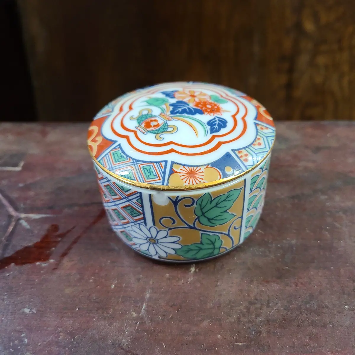As Is Japanese Blue/Red/Green  Box Round With Lid 1