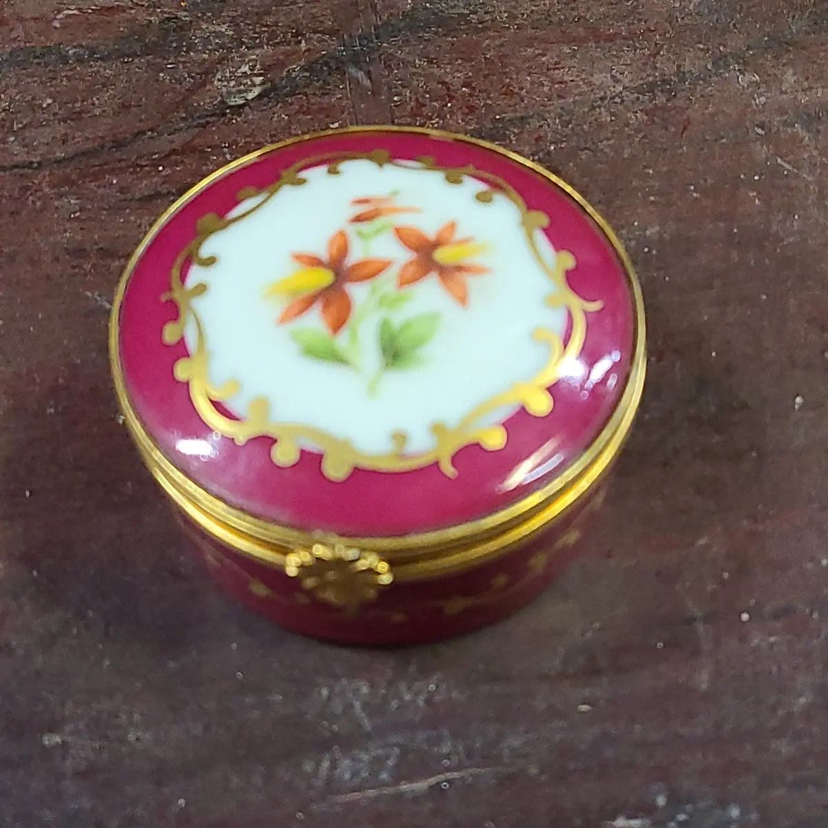 Muave Limoge Floral Lidded Round Box 1