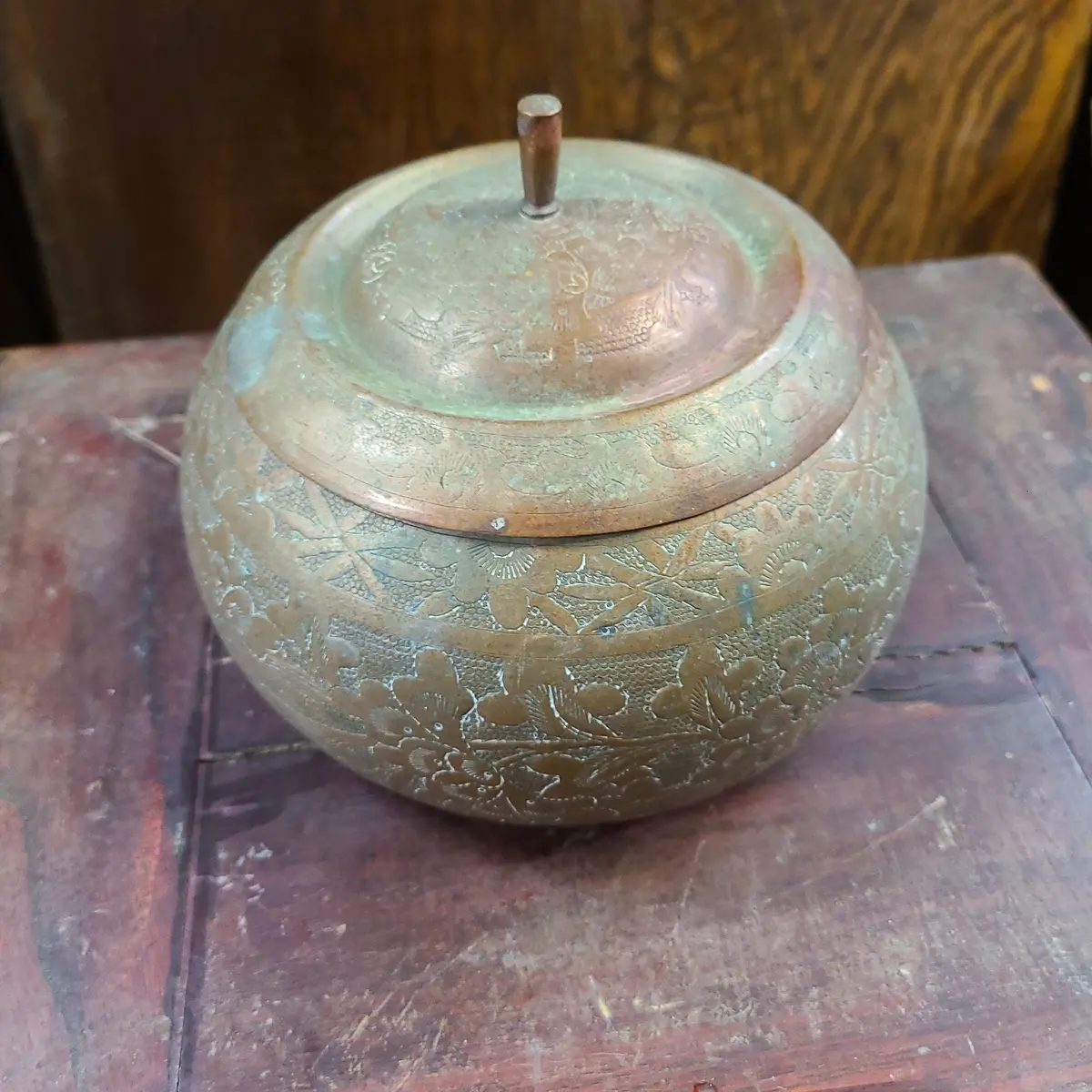 Copper Pot With Lid And Incising 1