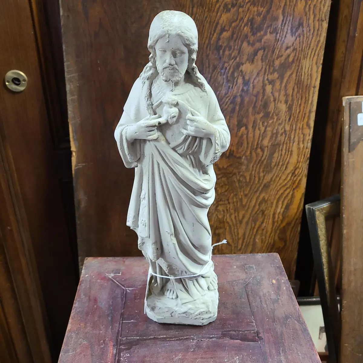 Small Concrete Jesus Statue 1