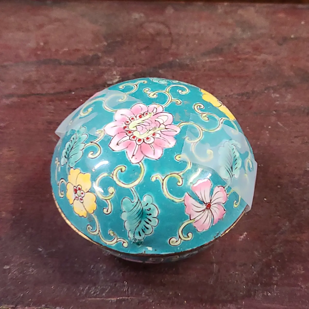 Round Green Cloissone Floral Box 1