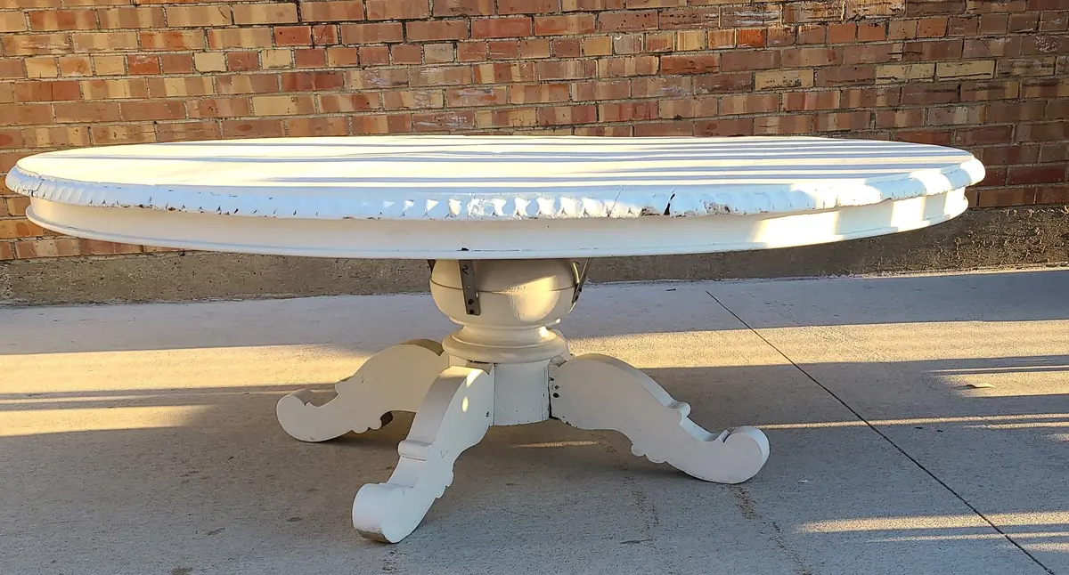 Huge White Coffee Table 1