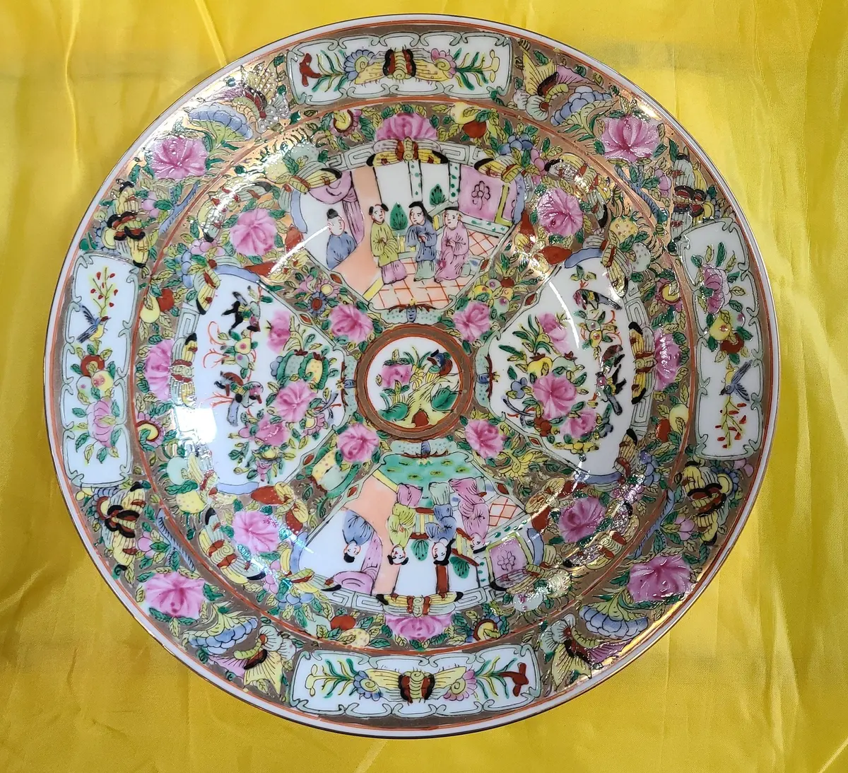 Large Rose Medallion Bowl 1