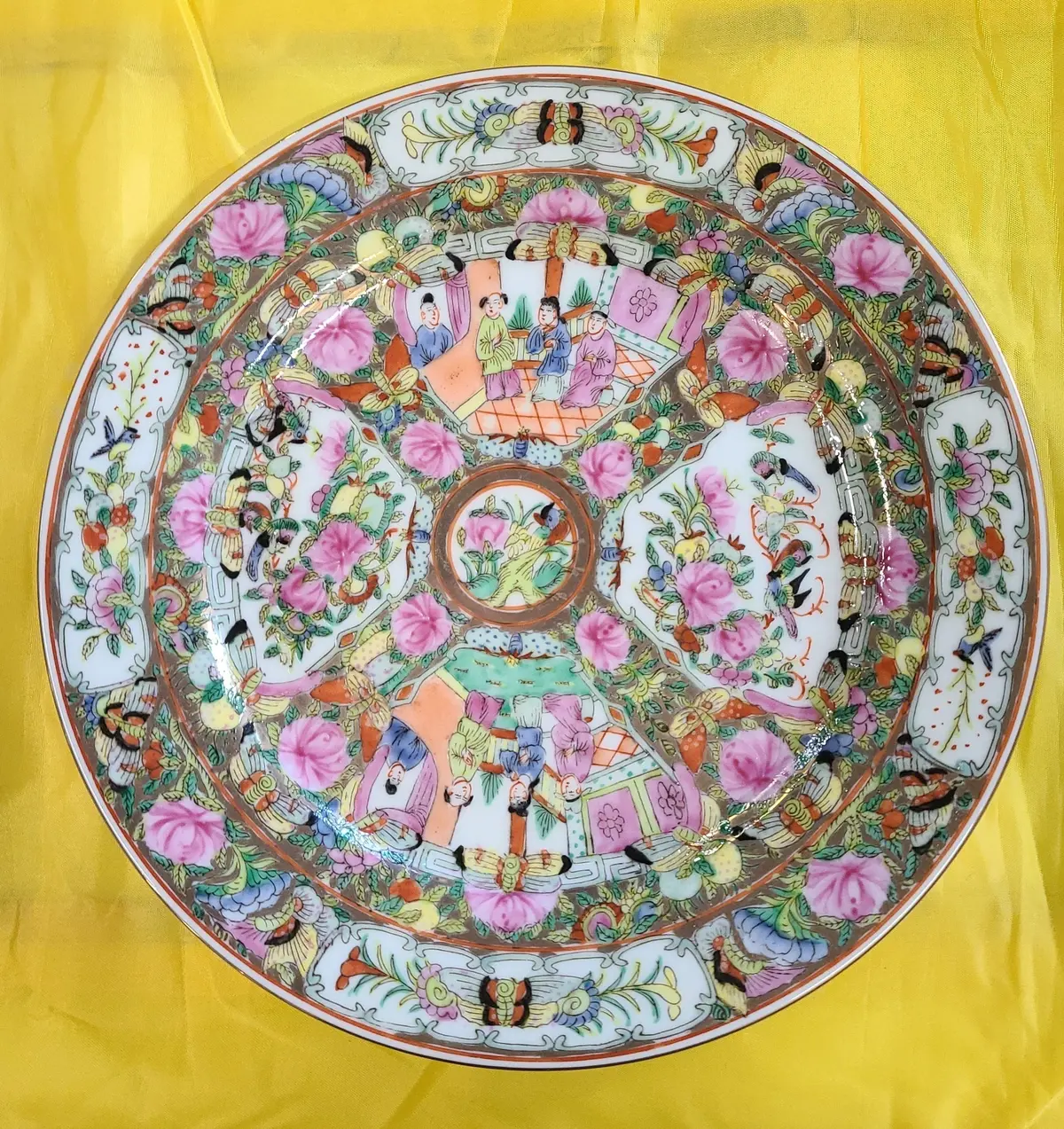 Large Rose Medallion Dinner Plate 1