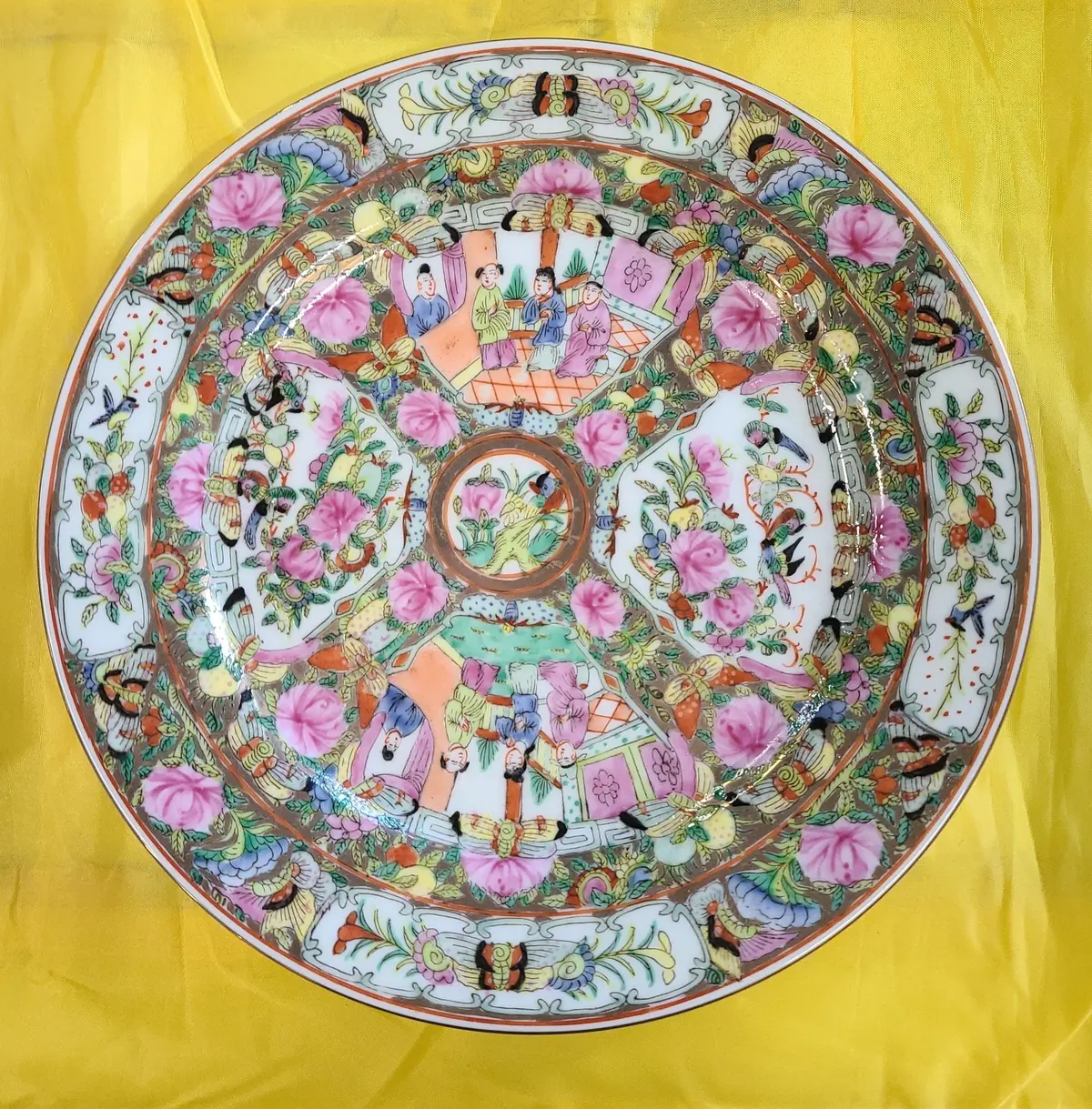 Large Rose Medallion Dinner Plate 1