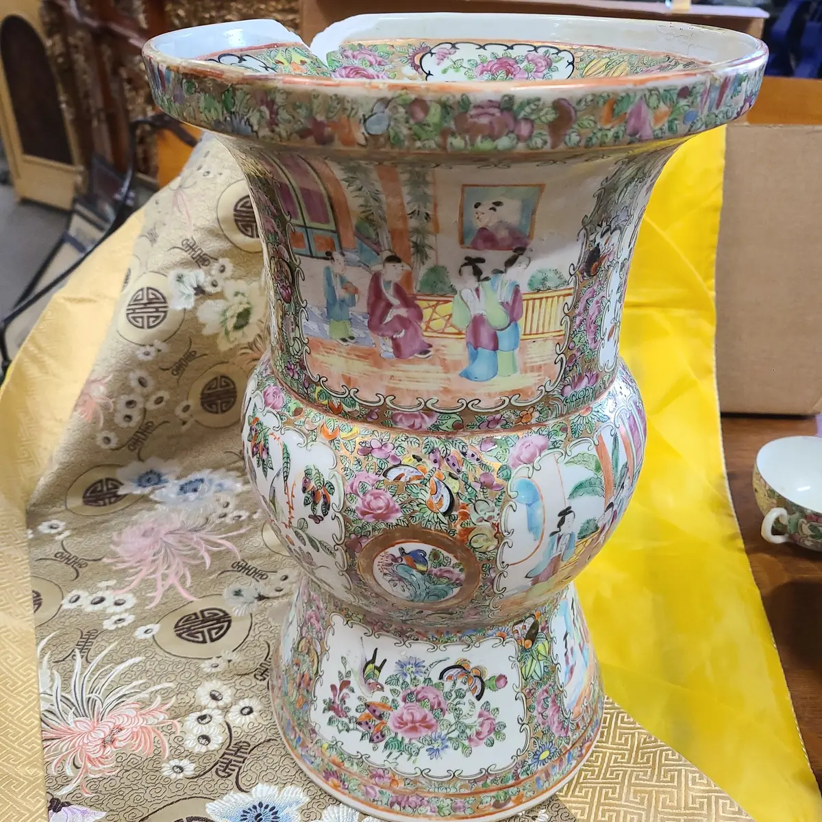 As Ifound Tall Rose Medallion Vase 1