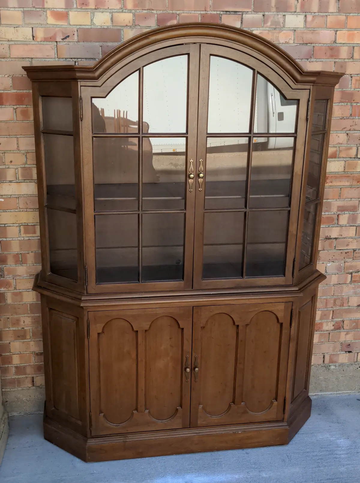 Arched Top 2 Piece Bookcase Display 1