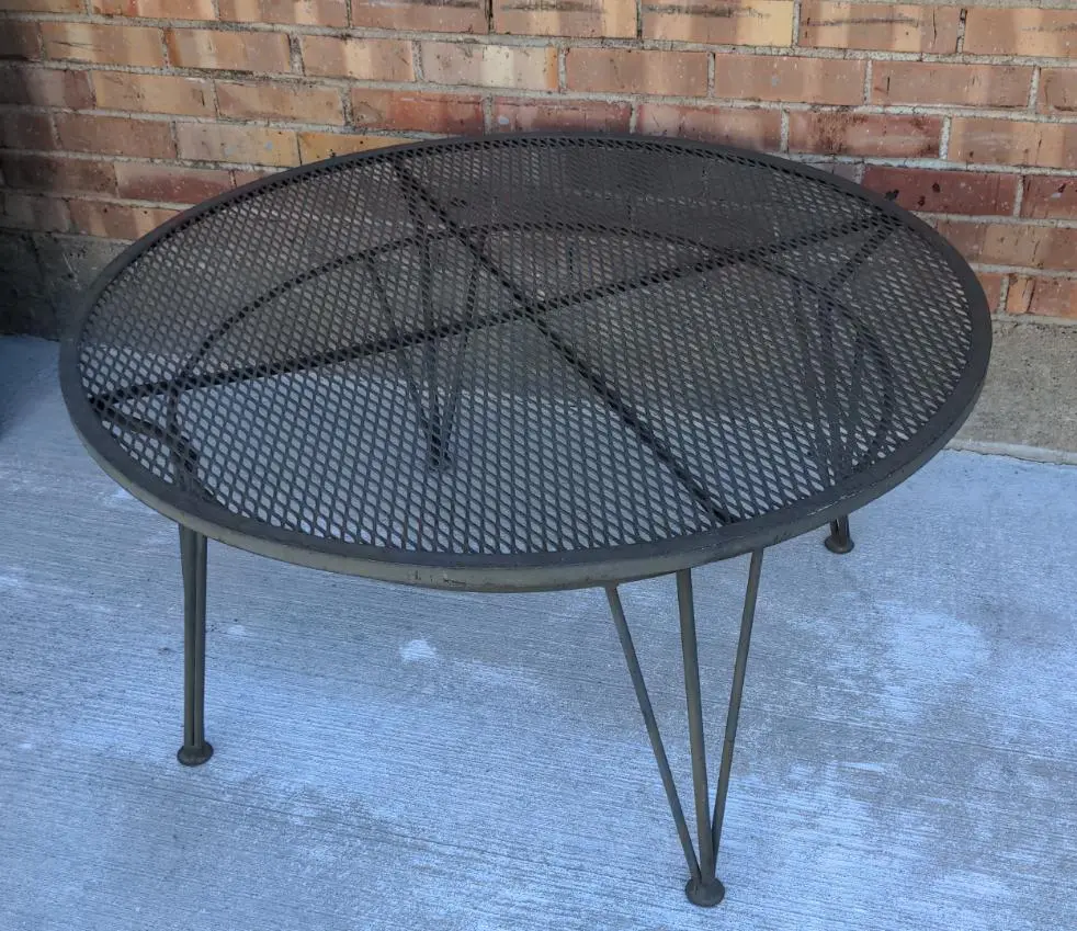 Mesh Top Coffee Table 1
