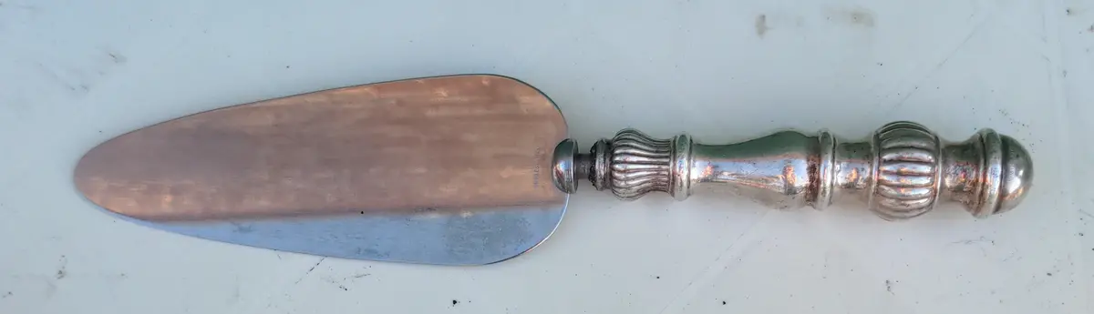 Sterling Silver Handle Cake Server 1