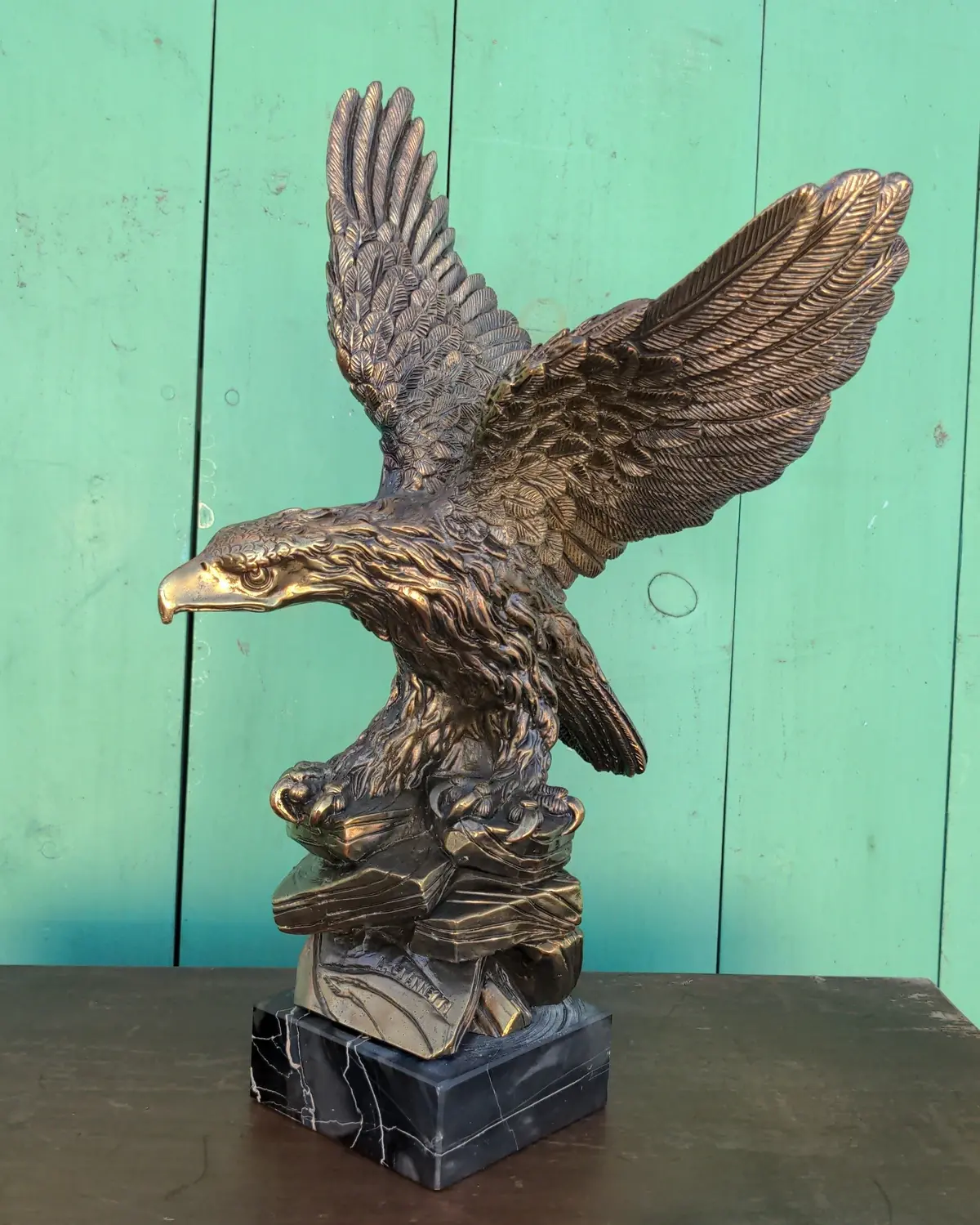 Italian Composition Eagle On Marble Stand 1