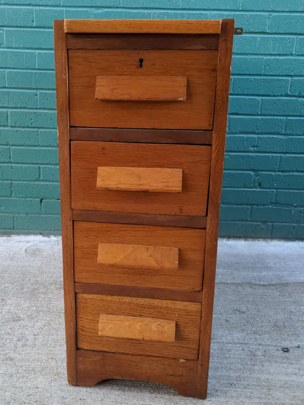 Oak Pedestal Base With Drawer 1