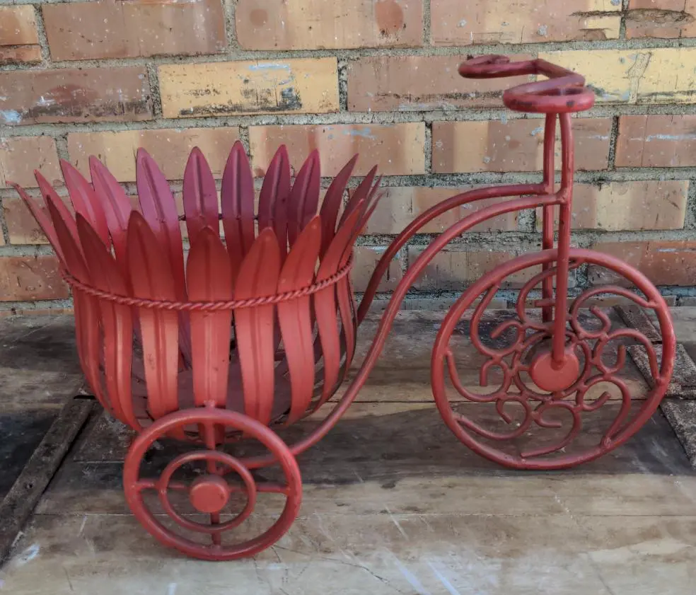 Red Iron Tricycle Planter 1