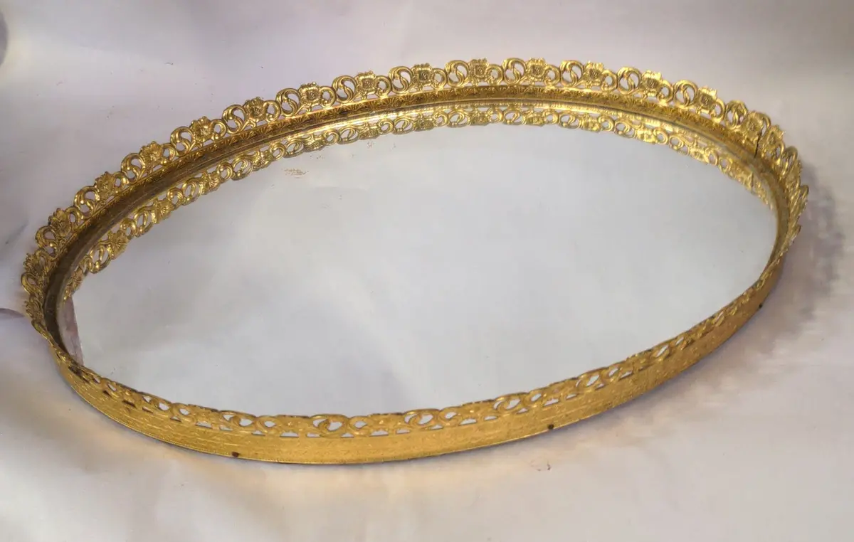 Gold Oval Mirrored Dresser Tray 1