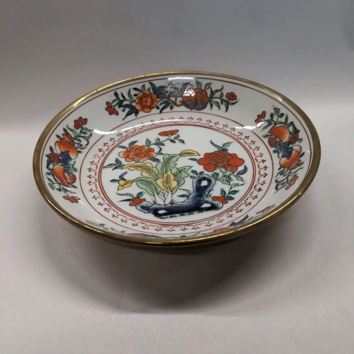 Chinese Floral Plate With Brass Casing 1