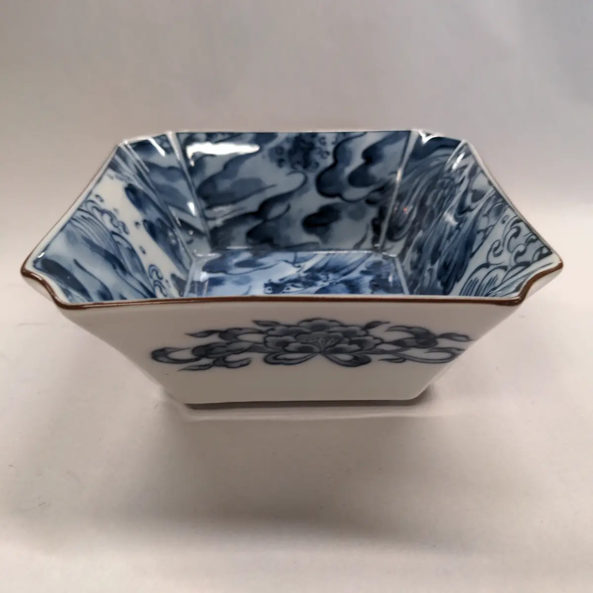 Small Square Blue And White Square Dragon Bowl 1