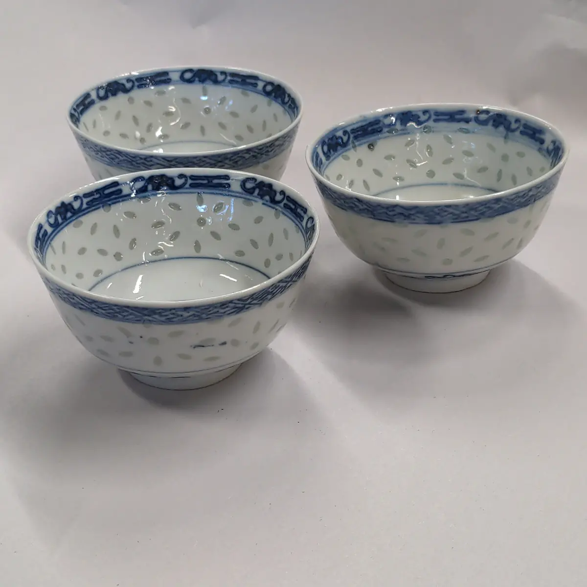 Set Of Three Blue And White Rice Bowls 1