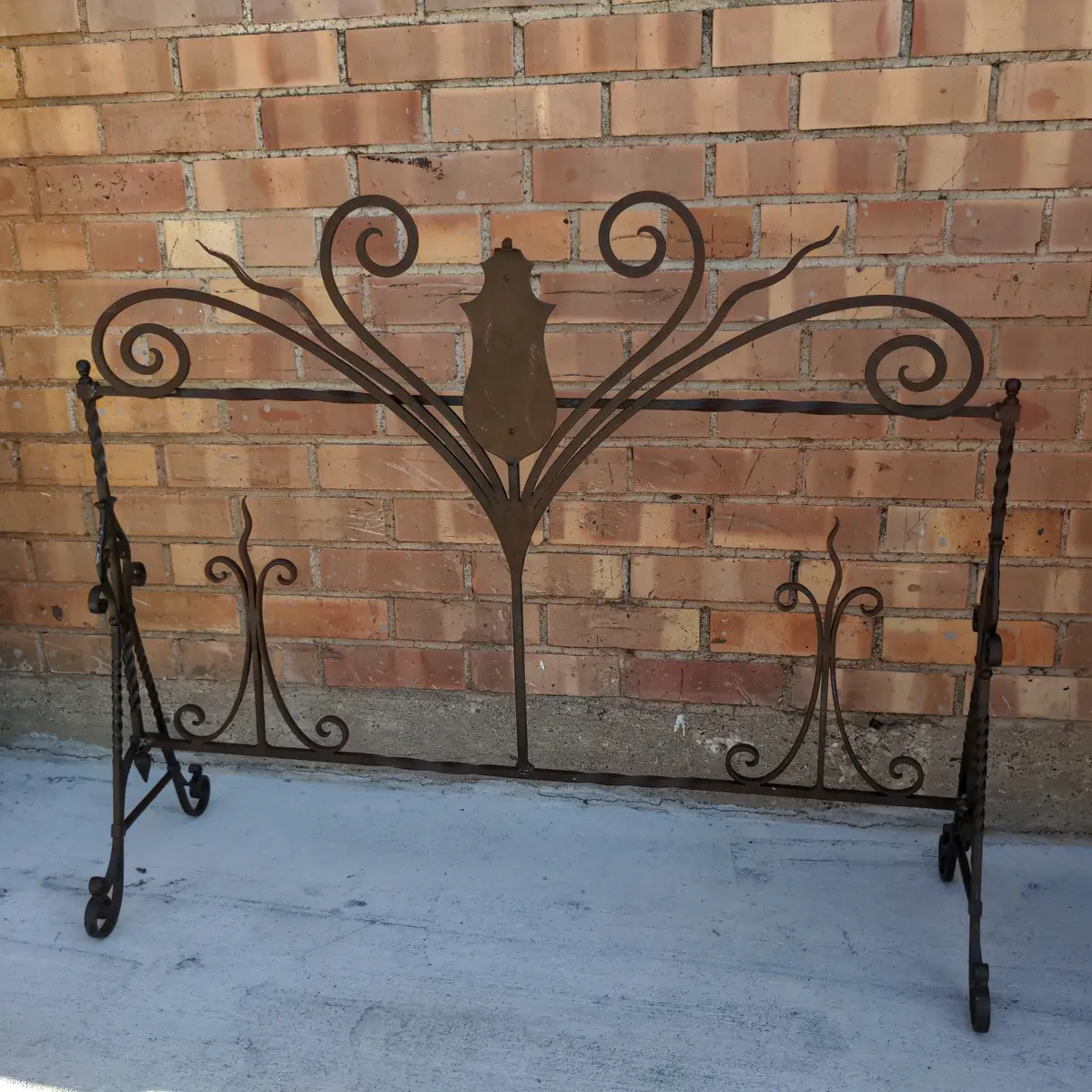 Handwrought Iron Screen 1