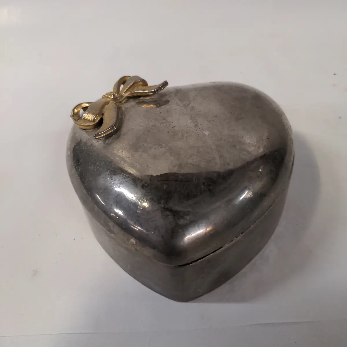 Heart-Shaped Lidded Box 1