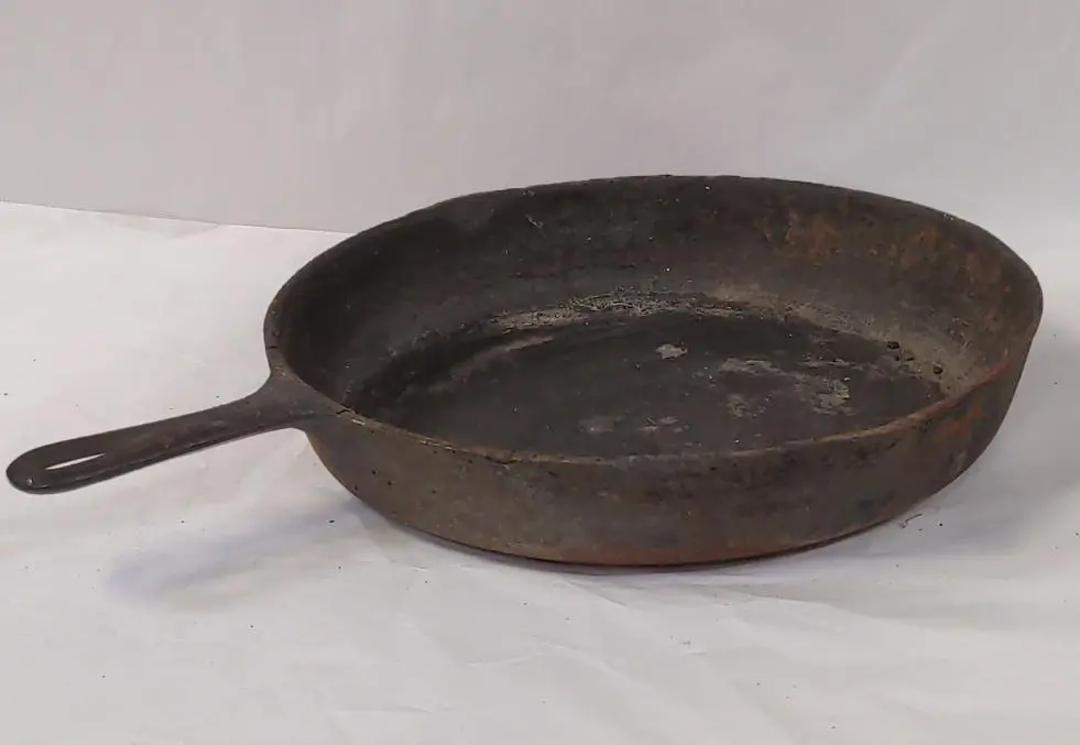 Cast Iron Skillet 1