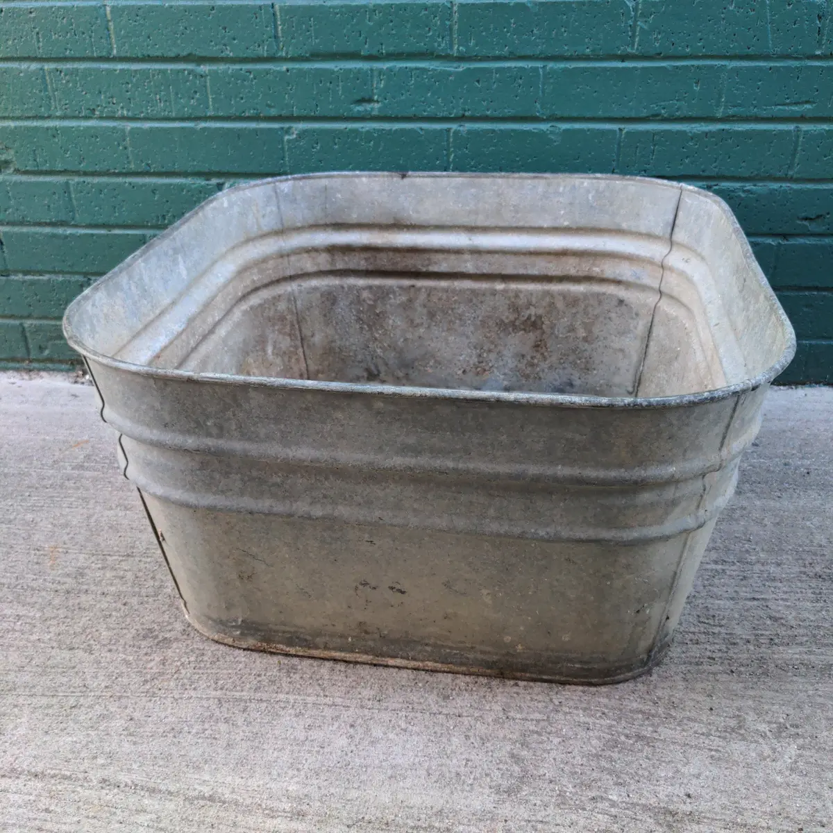 Galvanized Wash Tub 1