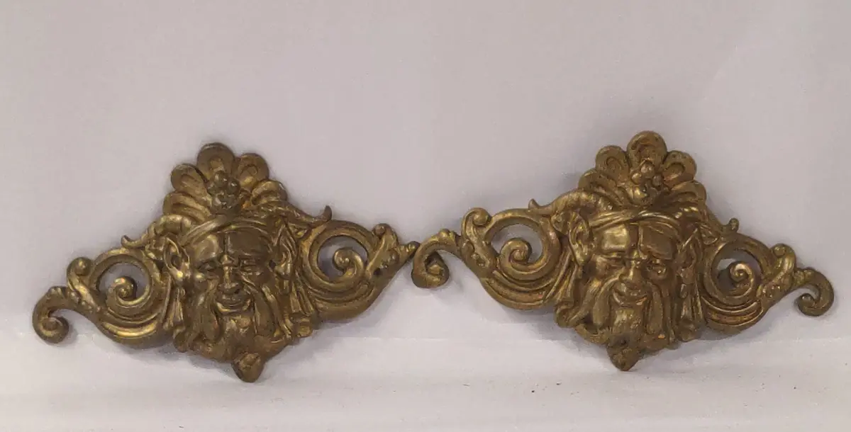 Pair Of Brass Handles With Faces 1