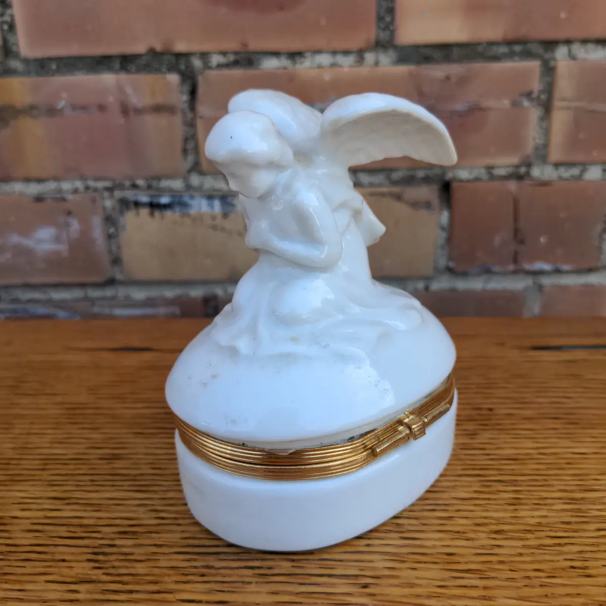 White Ceramic Angel-Topped Music Box 1