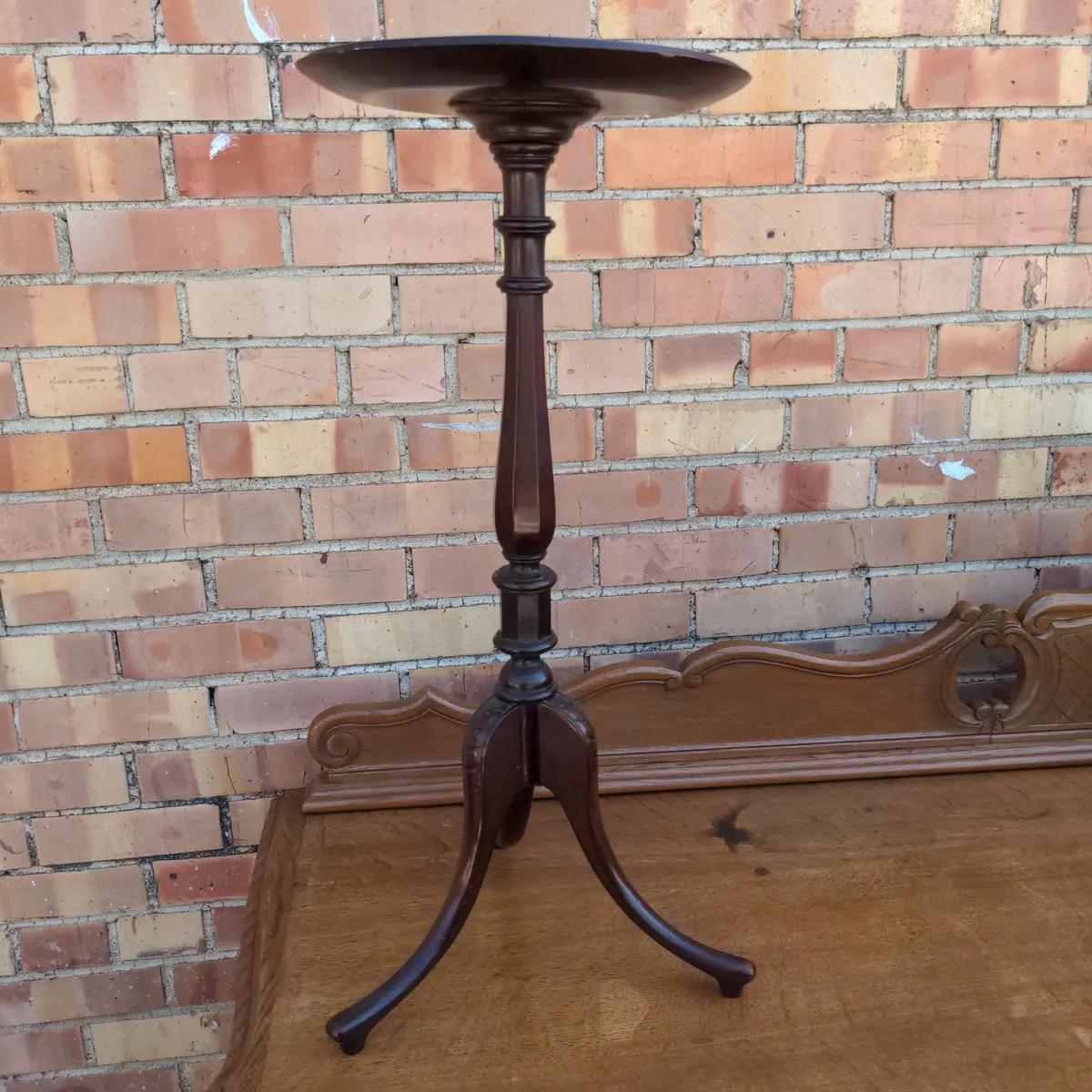 Small Mahogany Tripod Stand 1