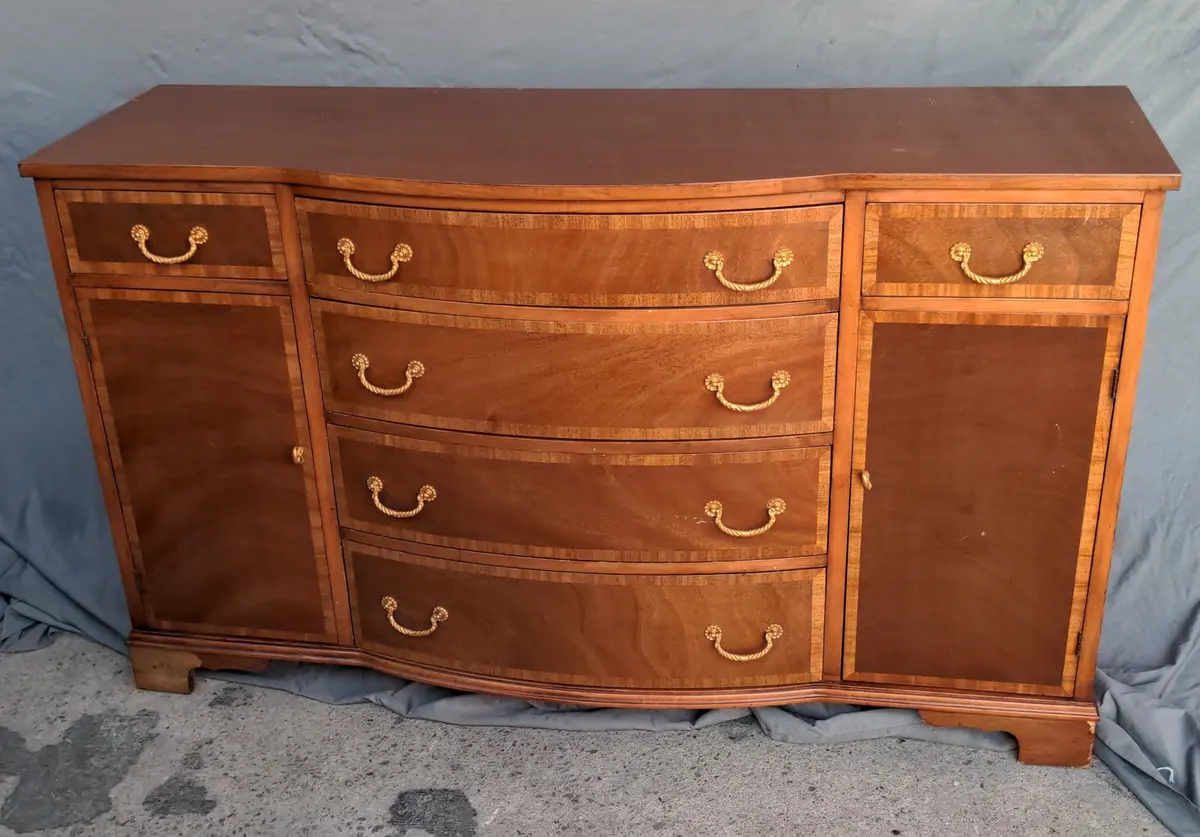 Duncan Phyfe Mahogany Sideboard With Cross Banding, As Found 1