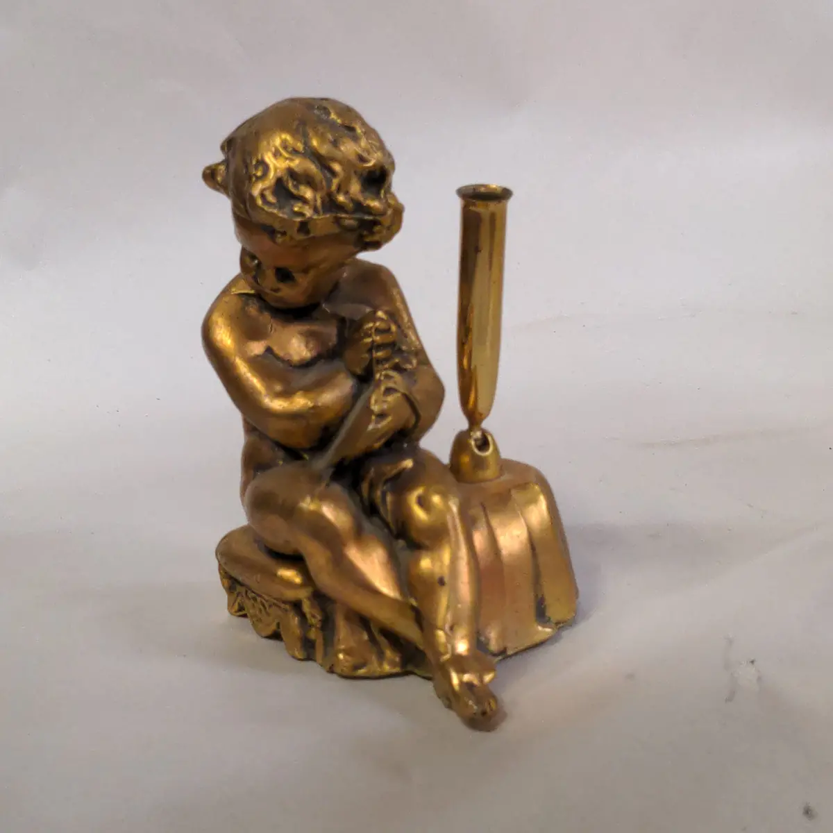 Gold Cherub Pen Holder 1
