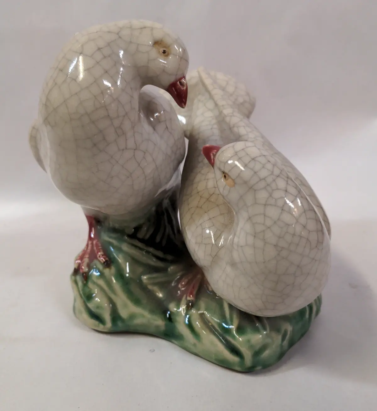 Unmarked Lovebirds Figure As Found 1