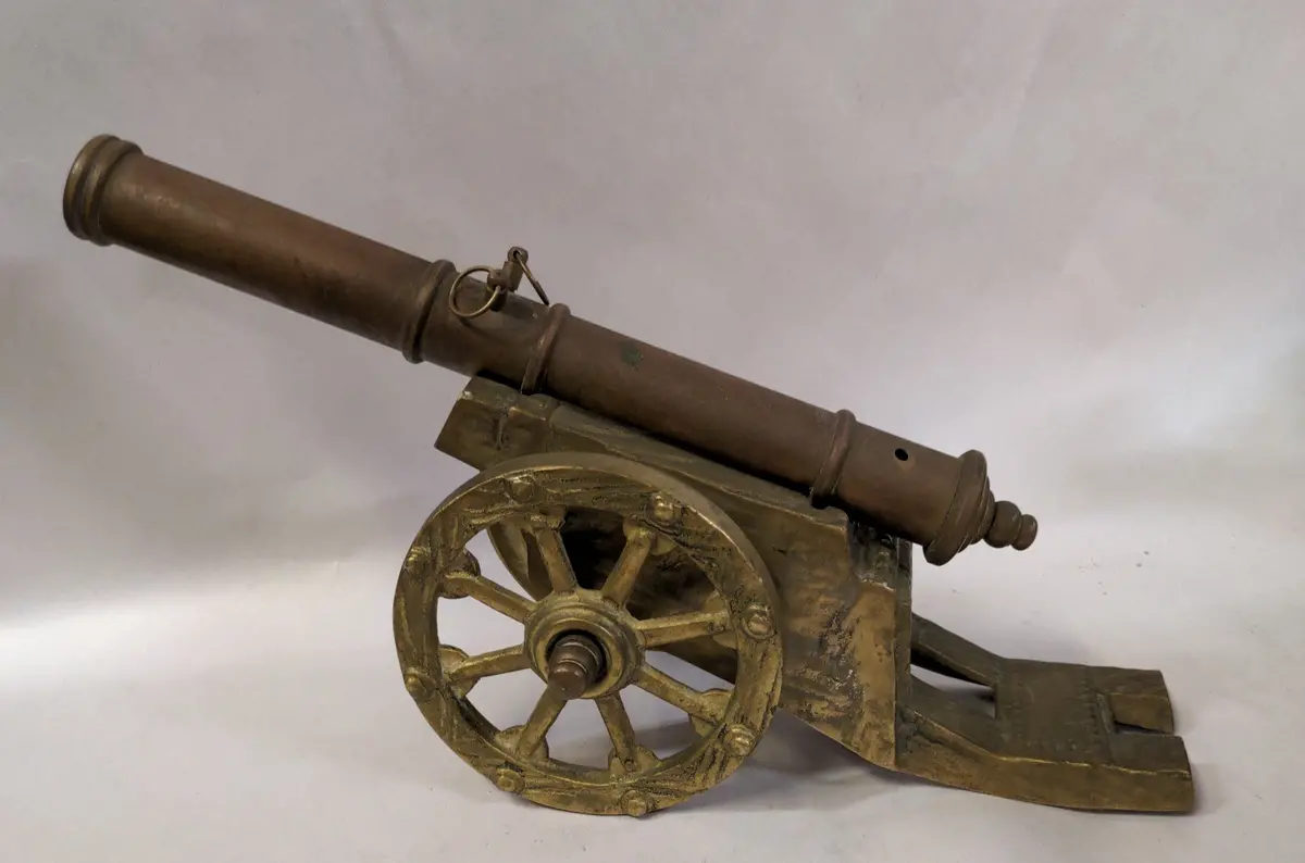 Desktop Brass Cannon 1