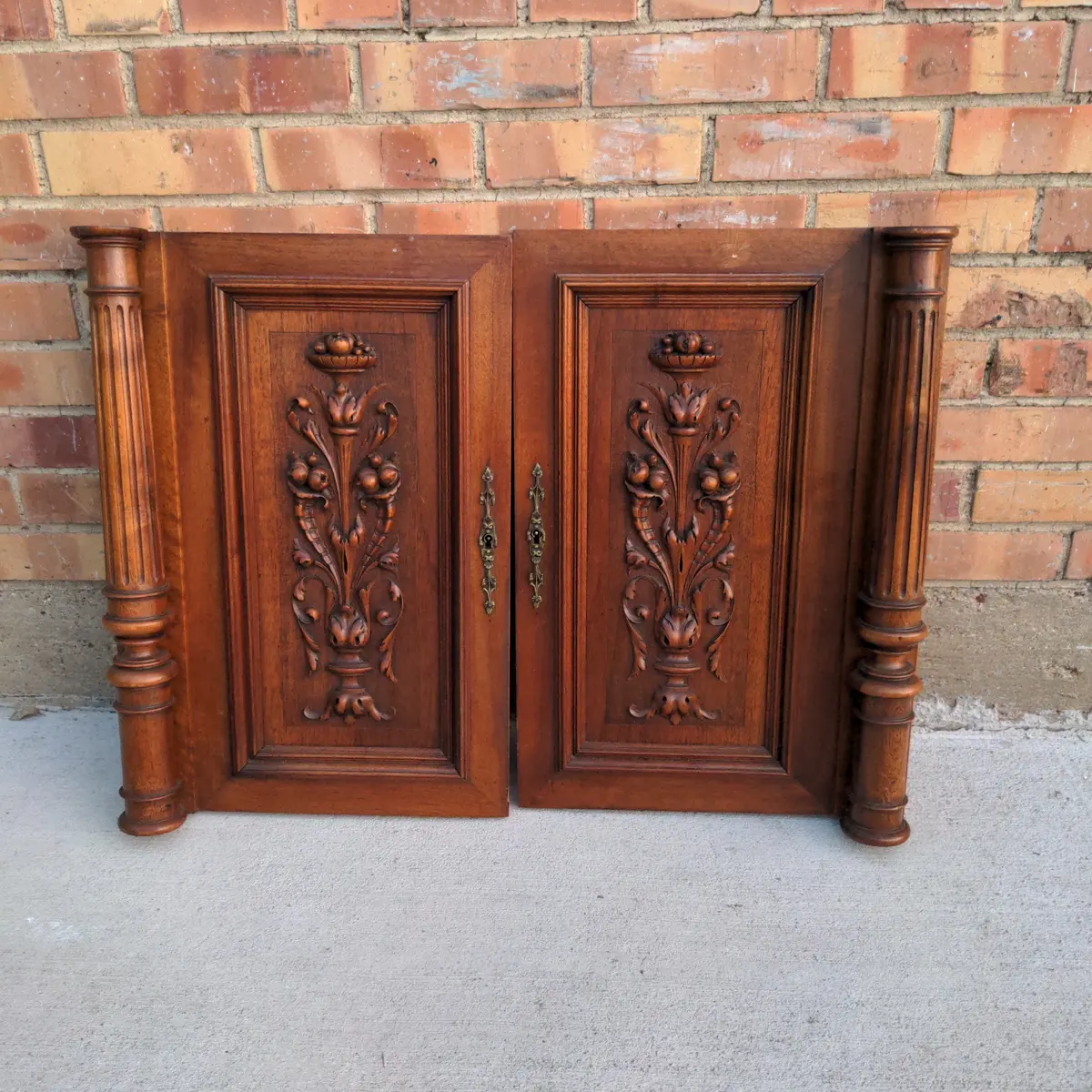 Pair Of Henri Ii Walnut Doors With Pillars 1