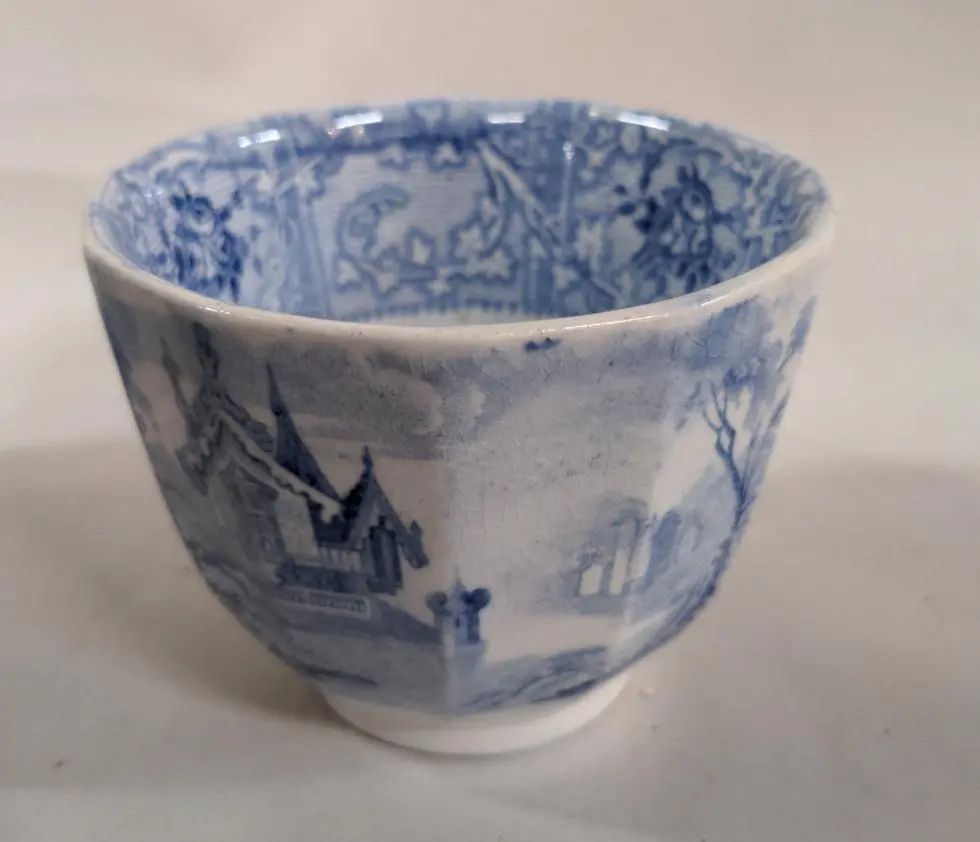 Early Blue And White Davenport Tea Cup 1